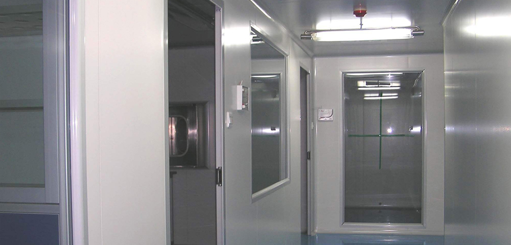 無(wú)錫百級凈化無(wú)塵車(chē)間裝修工程-1